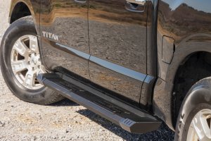 Nissan Titan Running Boards - Rough Country - HD2 Aluminum - Black - '04-'24